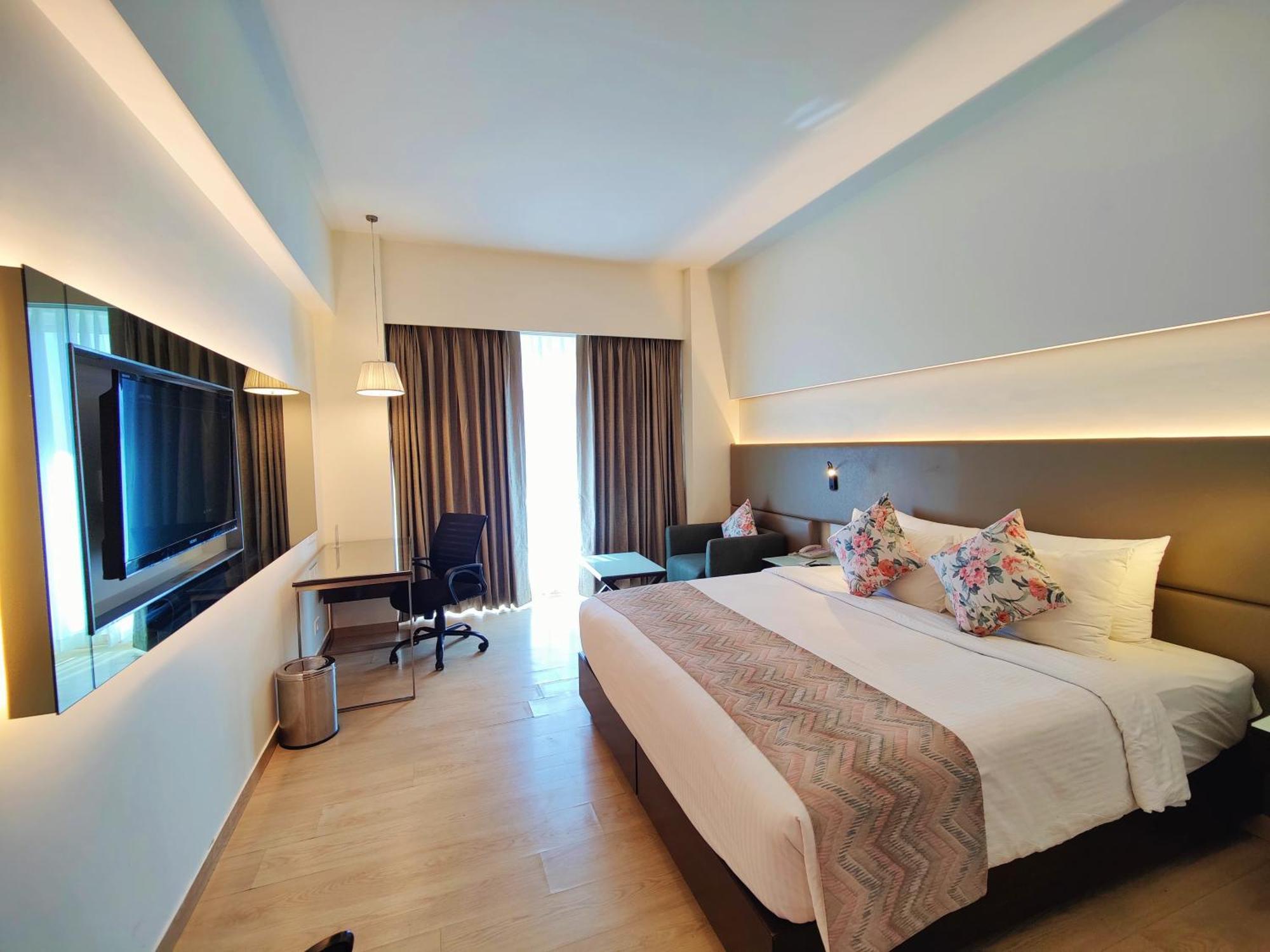 Regenta Central Grand Exotica Pimpri-Chinchwad Εξωτερικό φωτογραφία