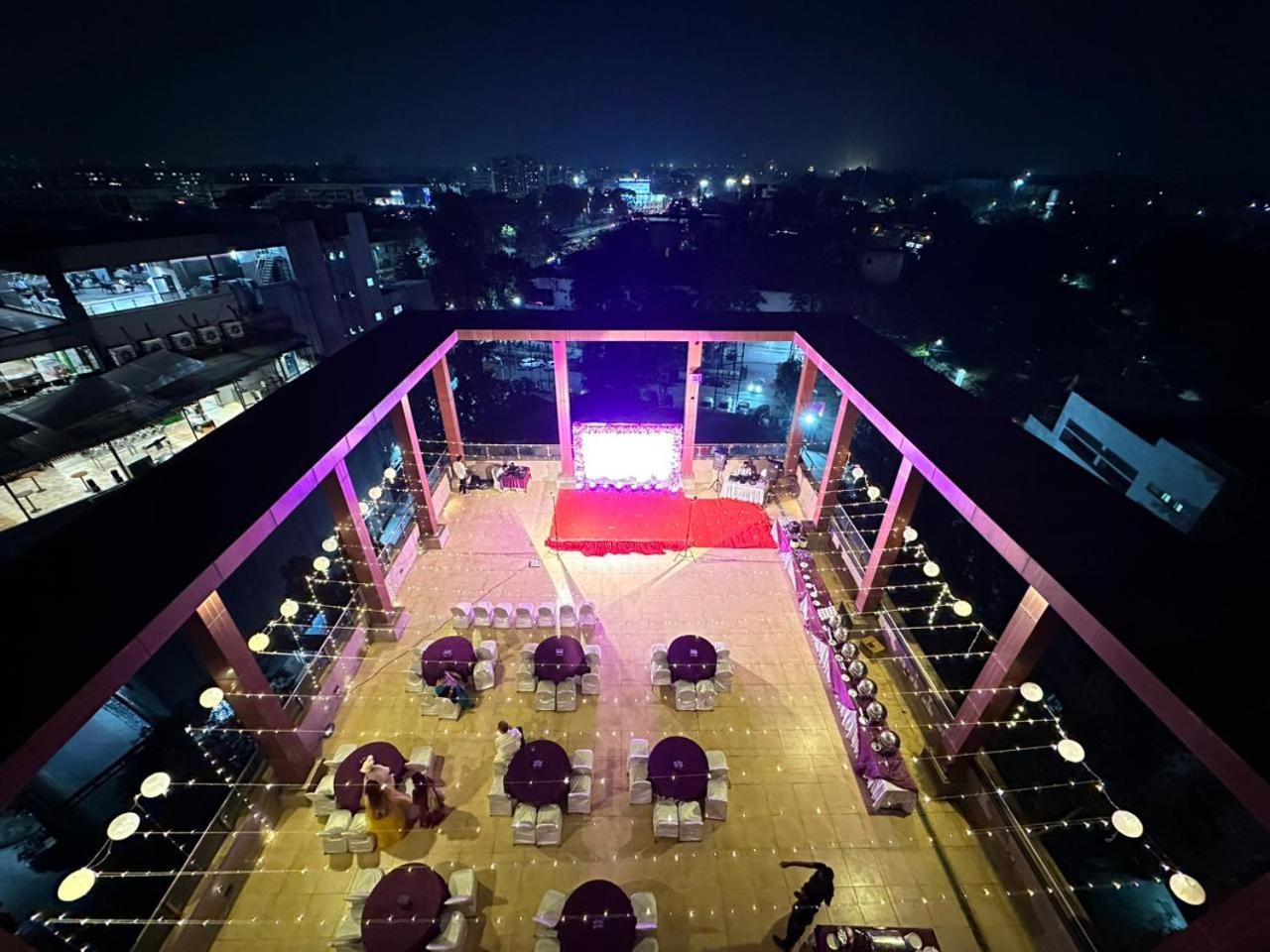 Regenta Central Grand Exotica Pimpri-Chinchwad Εξωτερικό φωτογραφία