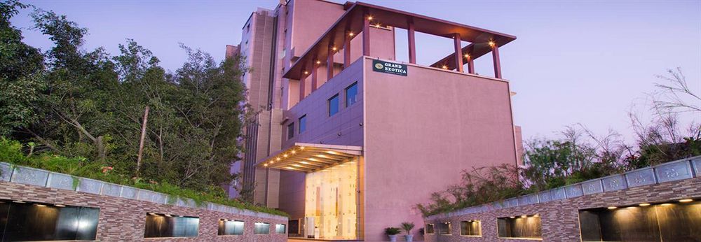 Regenta Central Grand Exotica Pimpri-Chinchwad Εξωτερικό φωτογραφία